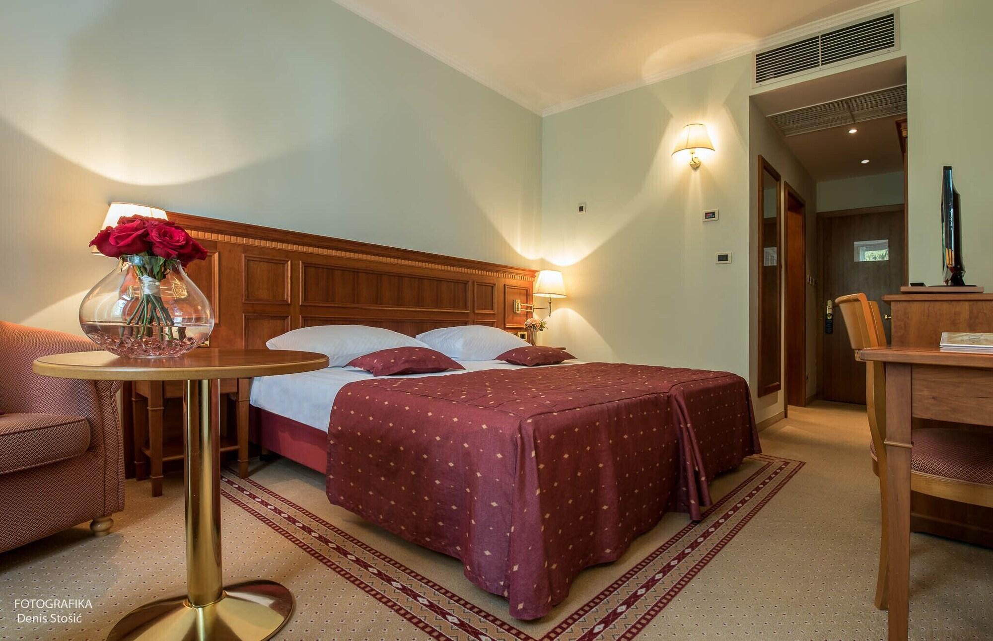 Boutique Hotel Korana Srakovcic Karlovac Ngoại thất bức ảnh